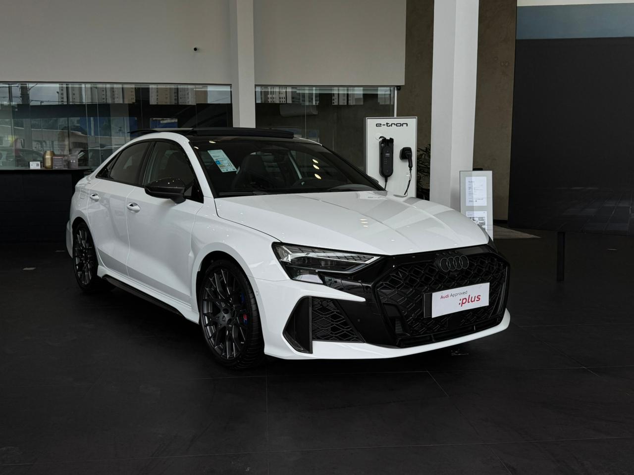 Audi-RS3-RS3 Sedan Track 2.5 TFSI Quattro S-tronic