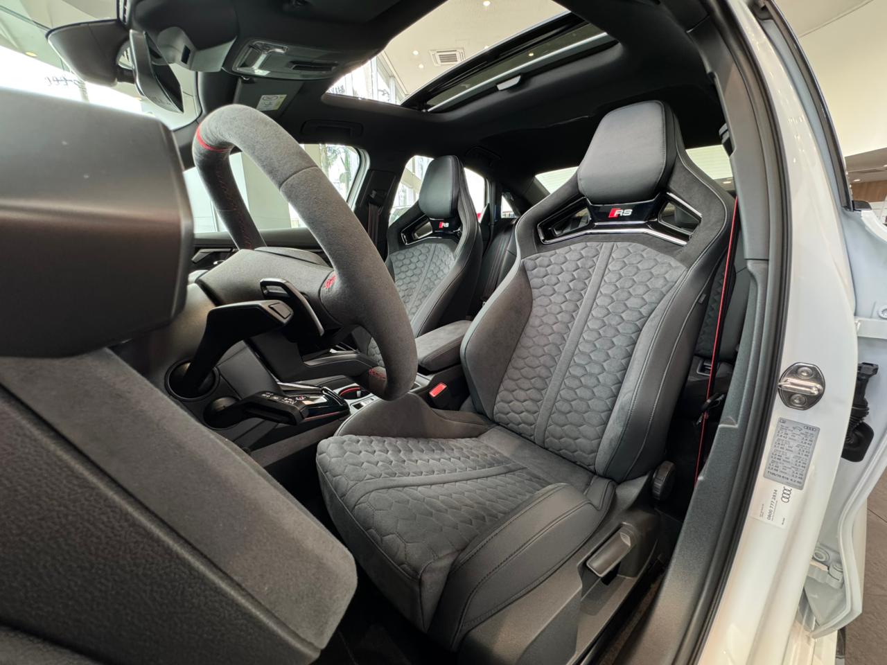 Audi-RS3-RS3 Sedan Track 2.5 TFSI Quattro S-tronic