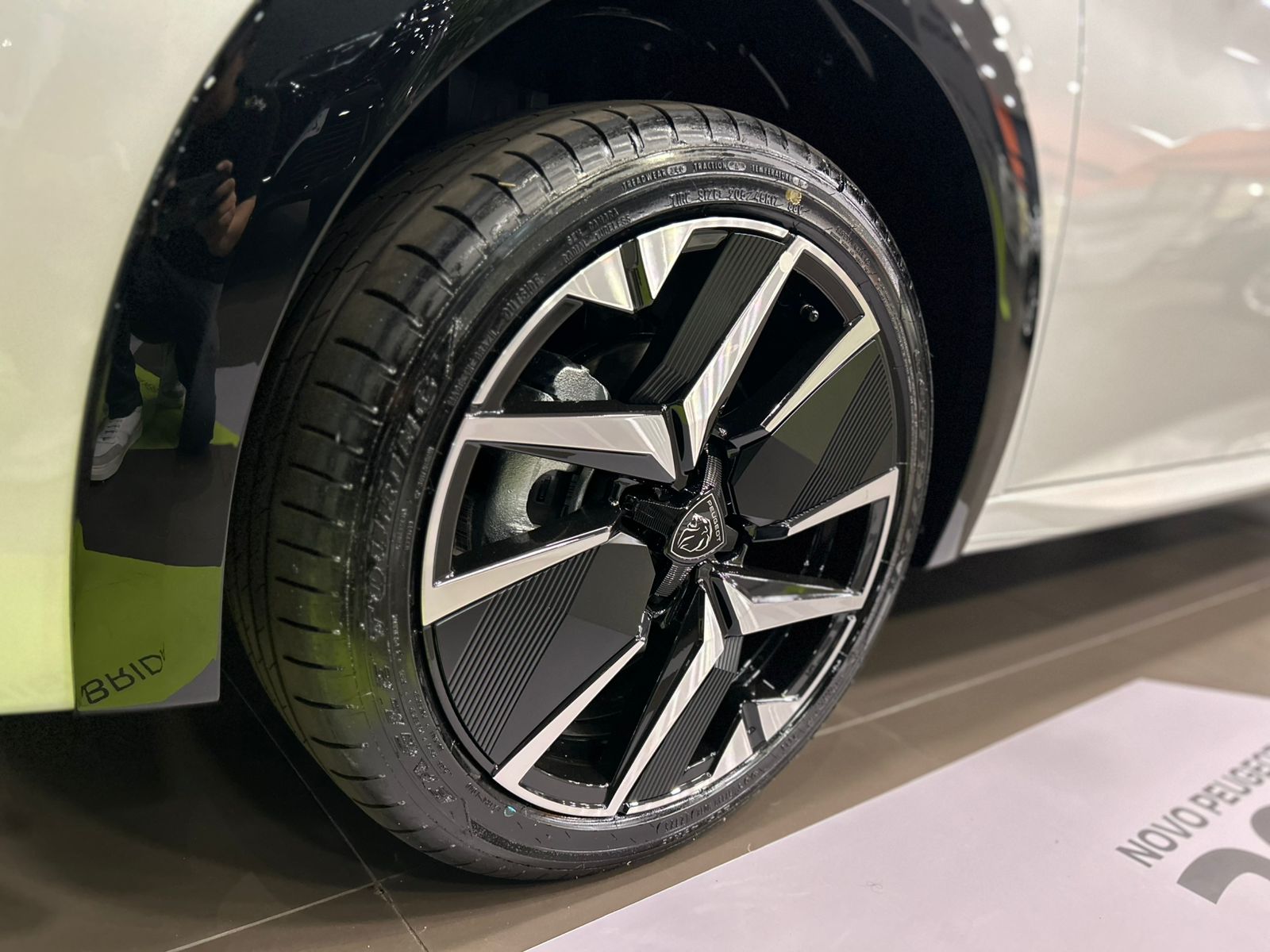 Peugeot-208-208 GT 1.0 Turbo Hibrido Aut.