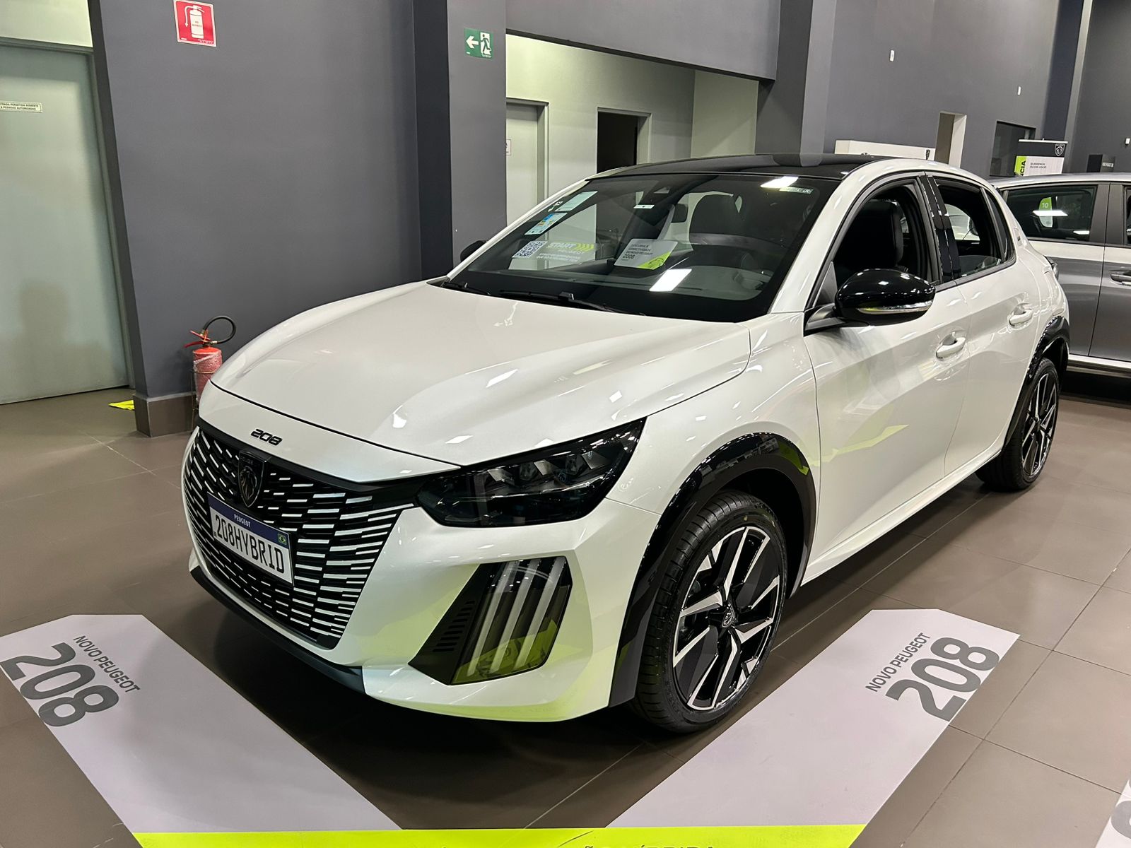 Peugeot-208-208 GT 1.0 Turbo Hibrido Aut.