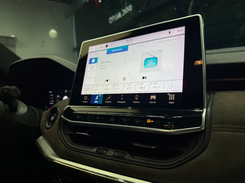 Jeep-COMMANDER-1.3 T270 TURBO FLEX OVERLAND AT6