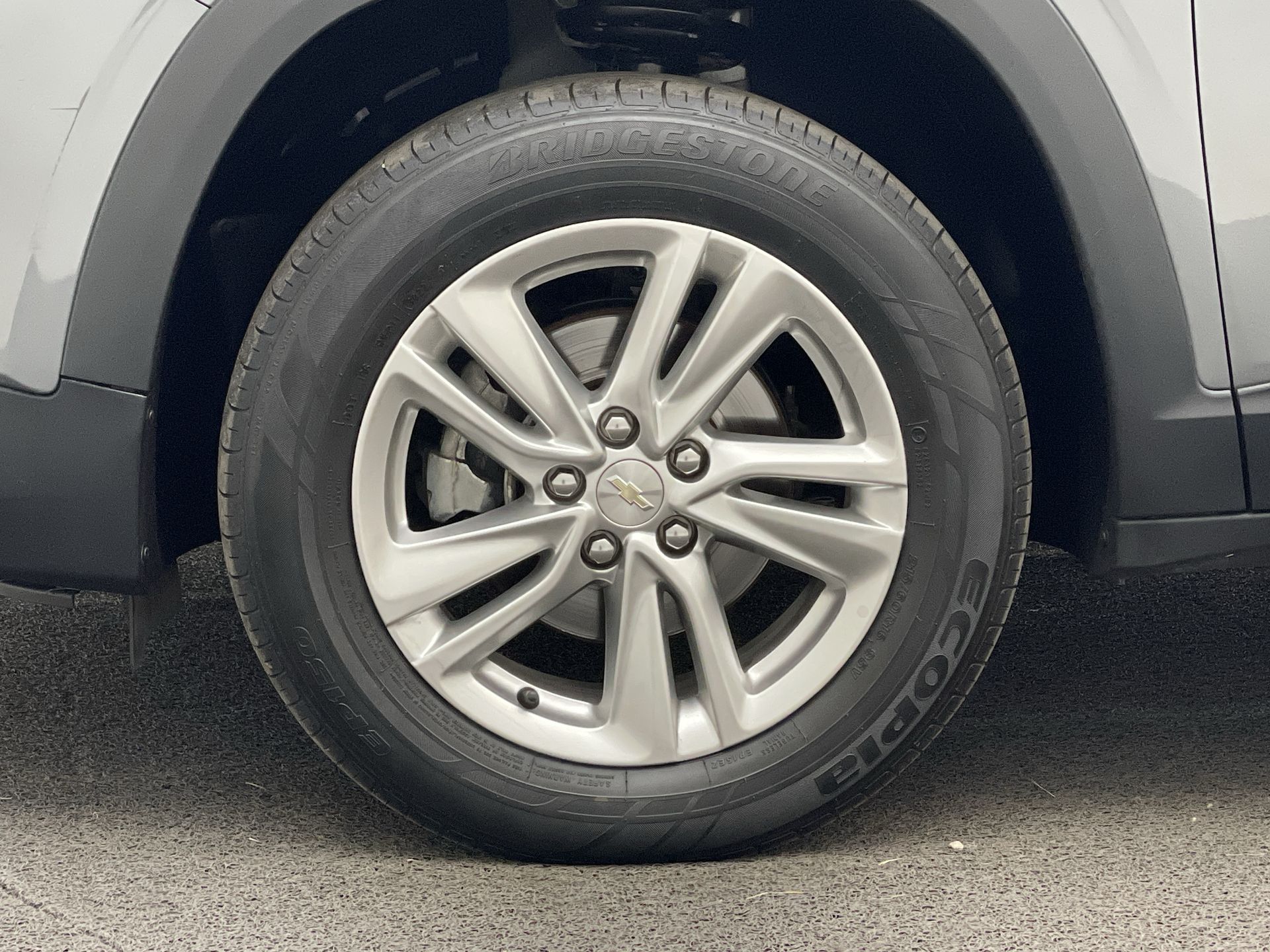 TRACKER LT 1.0 Turbo 12V Flex Aut.