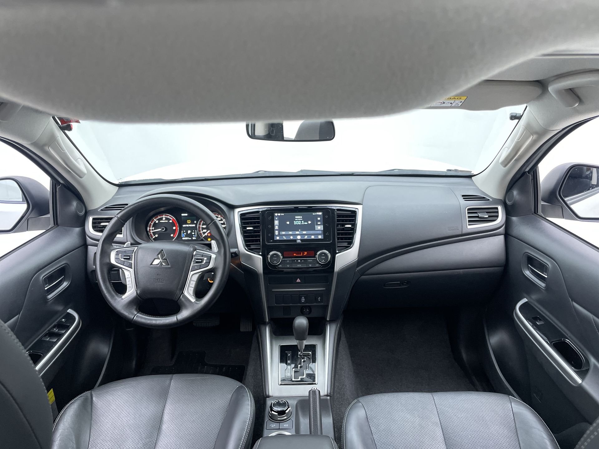 Mitsubishi-L200 TRITON-L200 Triton Sport HPE 2.4 CD Diesel Aut.