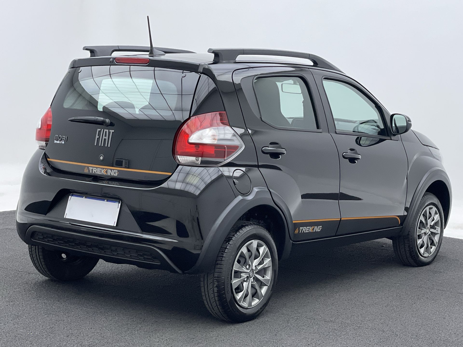 Fiat-MOBI-MOBI TREKKING 1.0 Flex 5p.