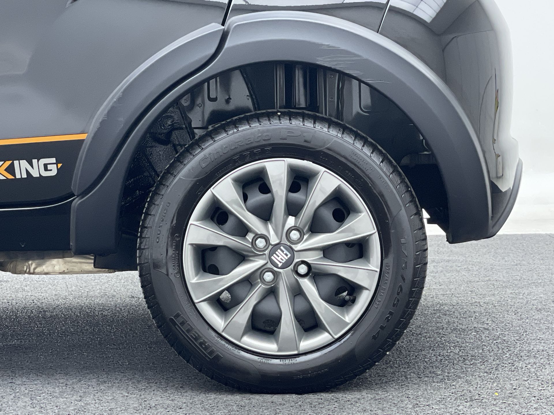 Fiat-MOBI-MOBI TREKKING 1.0 Flex 5p.