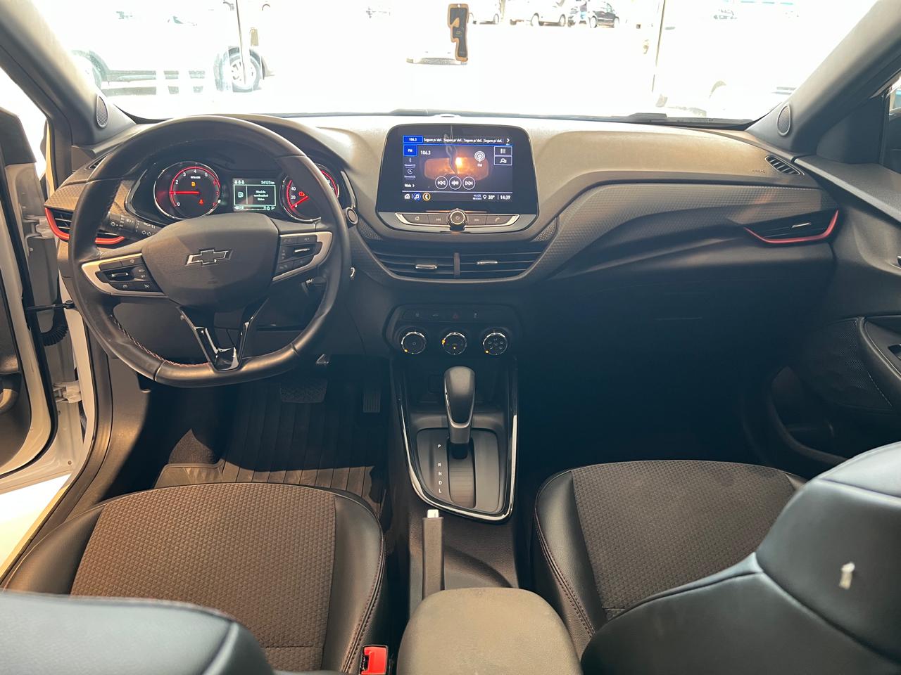 GM - Chevrolet-ONIX-ONIX HATCH RS 1.0 TB 12V Flex 5p Aut.