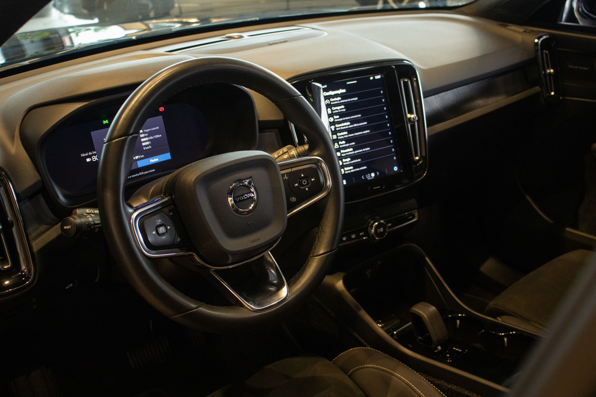 Volvo-XC 40-XC 40 Recharge Plus (Elétrico)