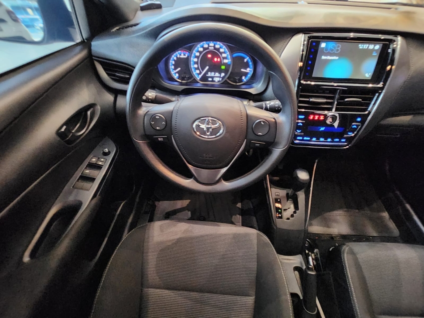 Toyota-YARIS-1.5 16V FLEX XL MULTIDRIVE
