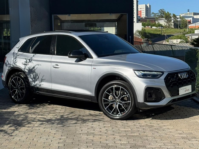 Audi-Q5-2.0 45 TFSI GASOLINA S LINE BLACK QUATTRO S TRONIC