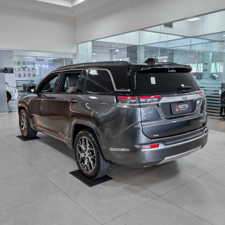 Jeep-COMMANDER-1.3 T270 TURBO FLEX OVERLAND AT6