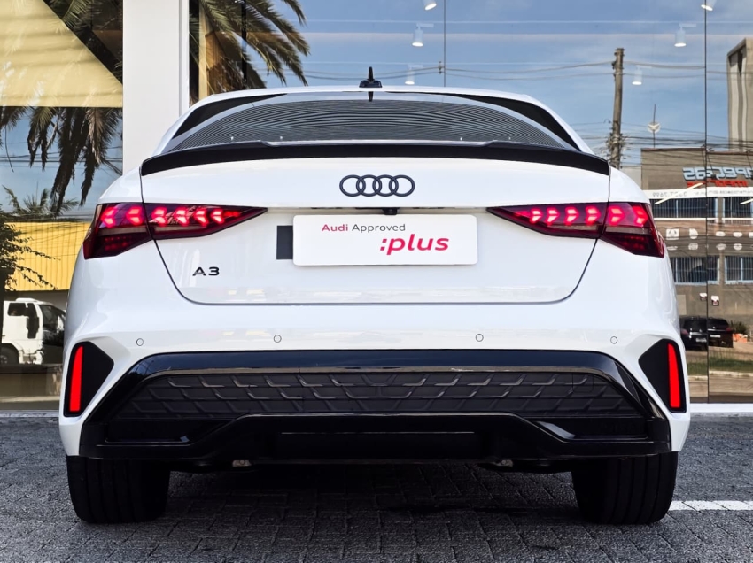 Audi-A3-2.0 40 TFSI GASOLINA SEDAN PERFORMANCE BLACK S-TRONIC