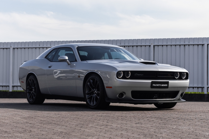 Dodge-CHALLENGER-6.4 V8 HEMI GASOLINA R/T SCAT PACK TORQUEFLITE