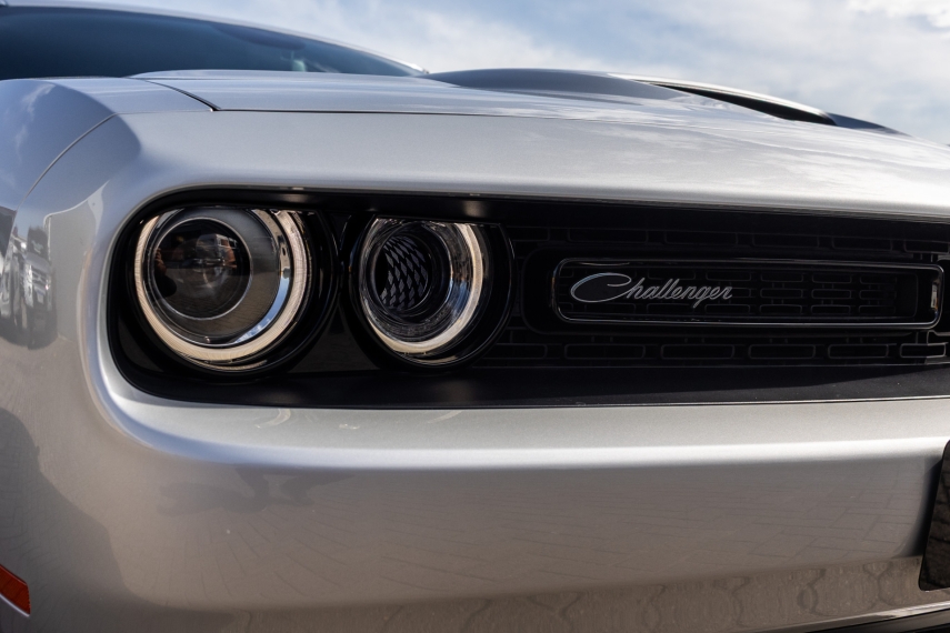 Dodge-CHALLENGER-6.4 V8 HEMI GASOLINA R/T SCAT PACK TORQUEFLITE