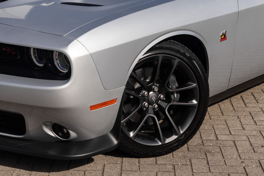 Dodge-CHALLENGER-6.4 V8 HEMI GASOLINA R/T SCAT PACK TORQUEFLITE