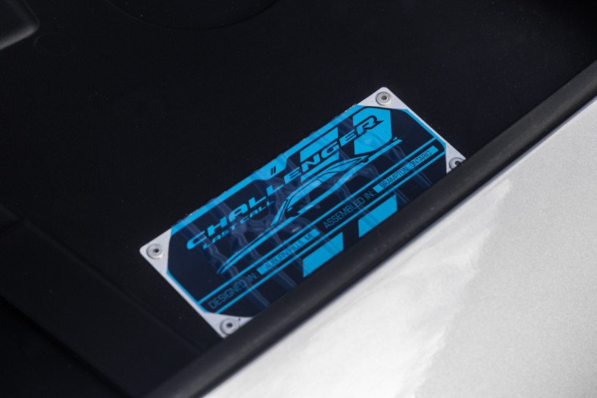 Dodge-CHALLENGER-6.4 V8 HEMI GASOLINA R/T SCAT PACK TORQUEFLITE