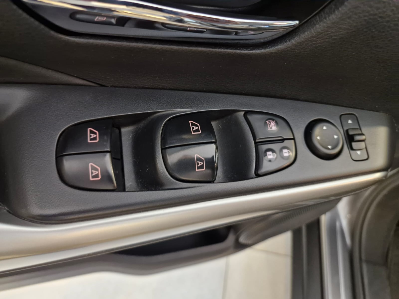 Nissan-KICKS-KICKS 1.6 16V FLEXSTART SL 4P XTRONIC