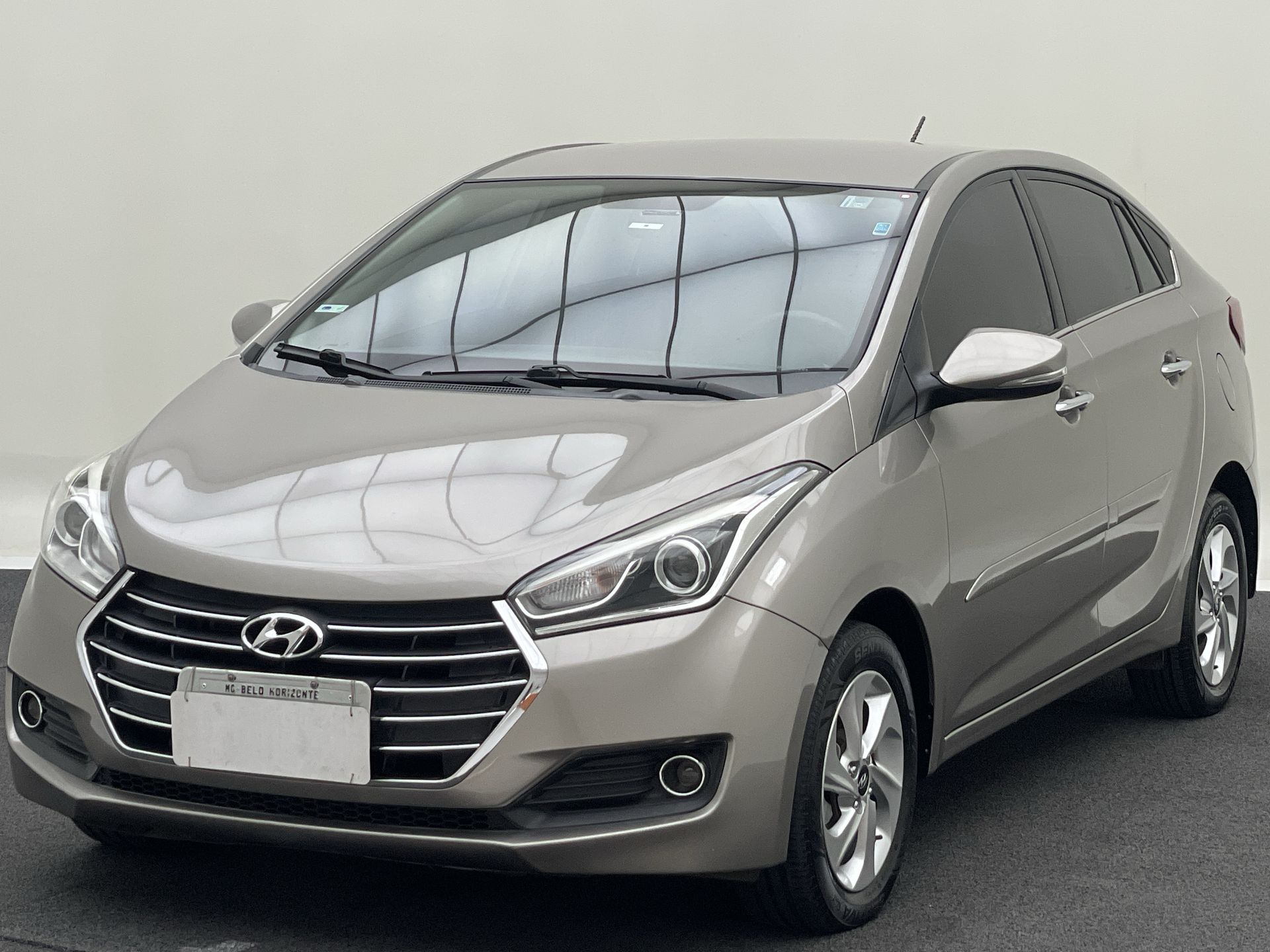 HB20S Premium 1.6 Flex 16V Aut. 4p