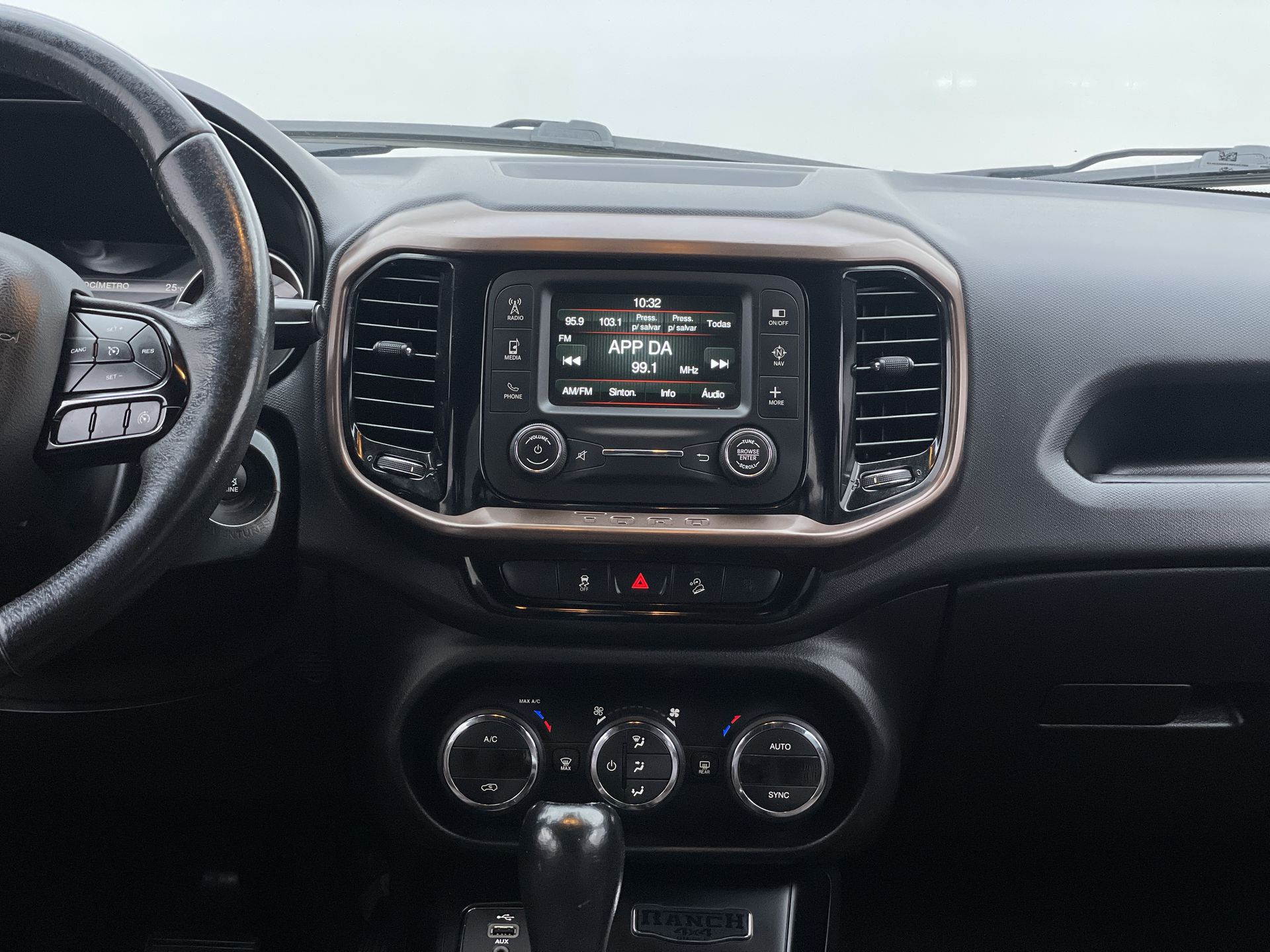 Fiat-TORO-Toro Ranch 2.0 16V 4x4 TB Diesel Aut.