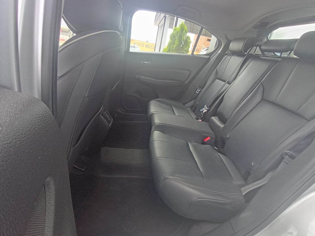 Honda-CITY-CITY HATCH TOURING