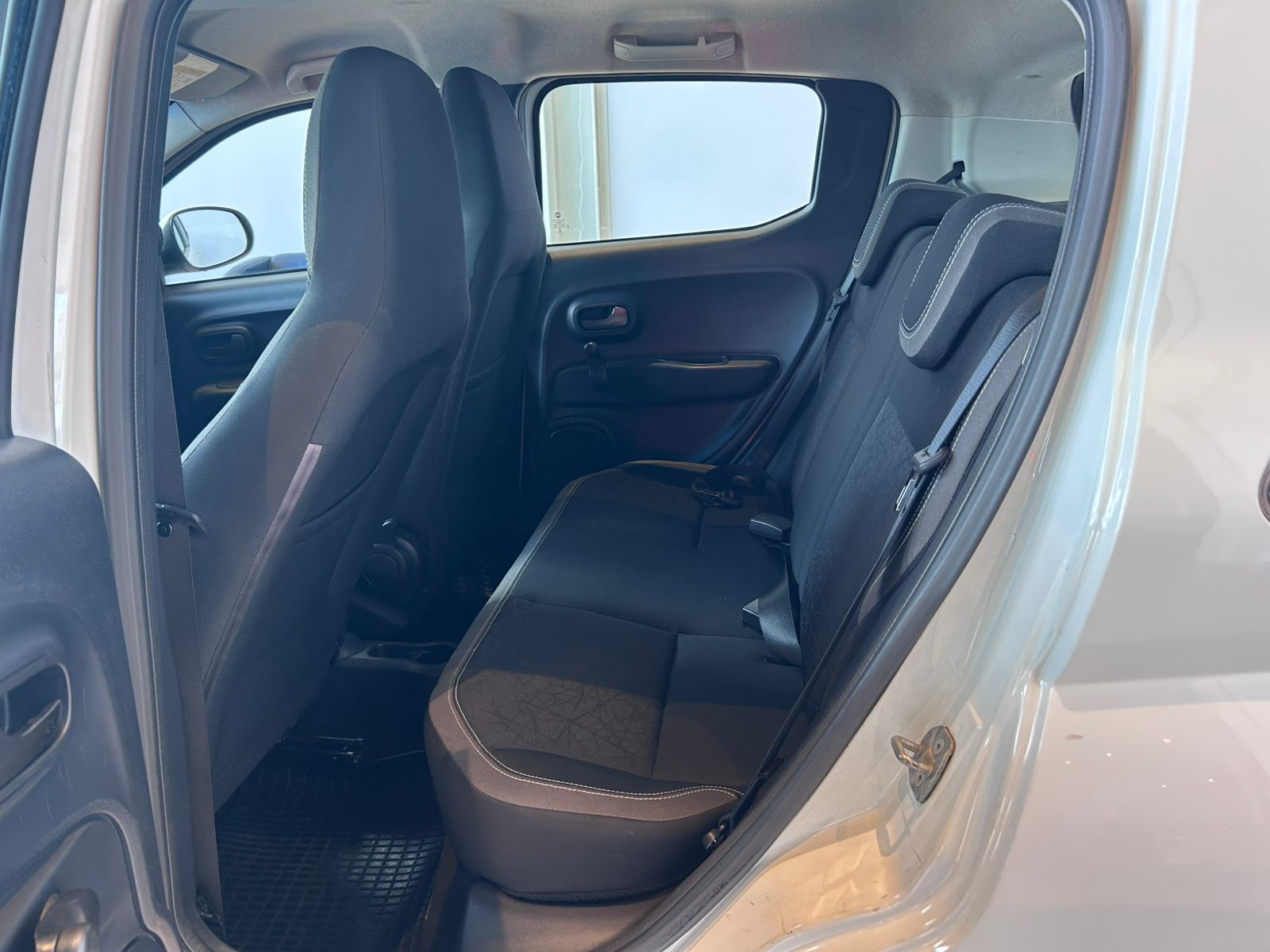 Fiat-MOBI-MOBI 1.0 8V EVO FLEX LIKE MANUAL