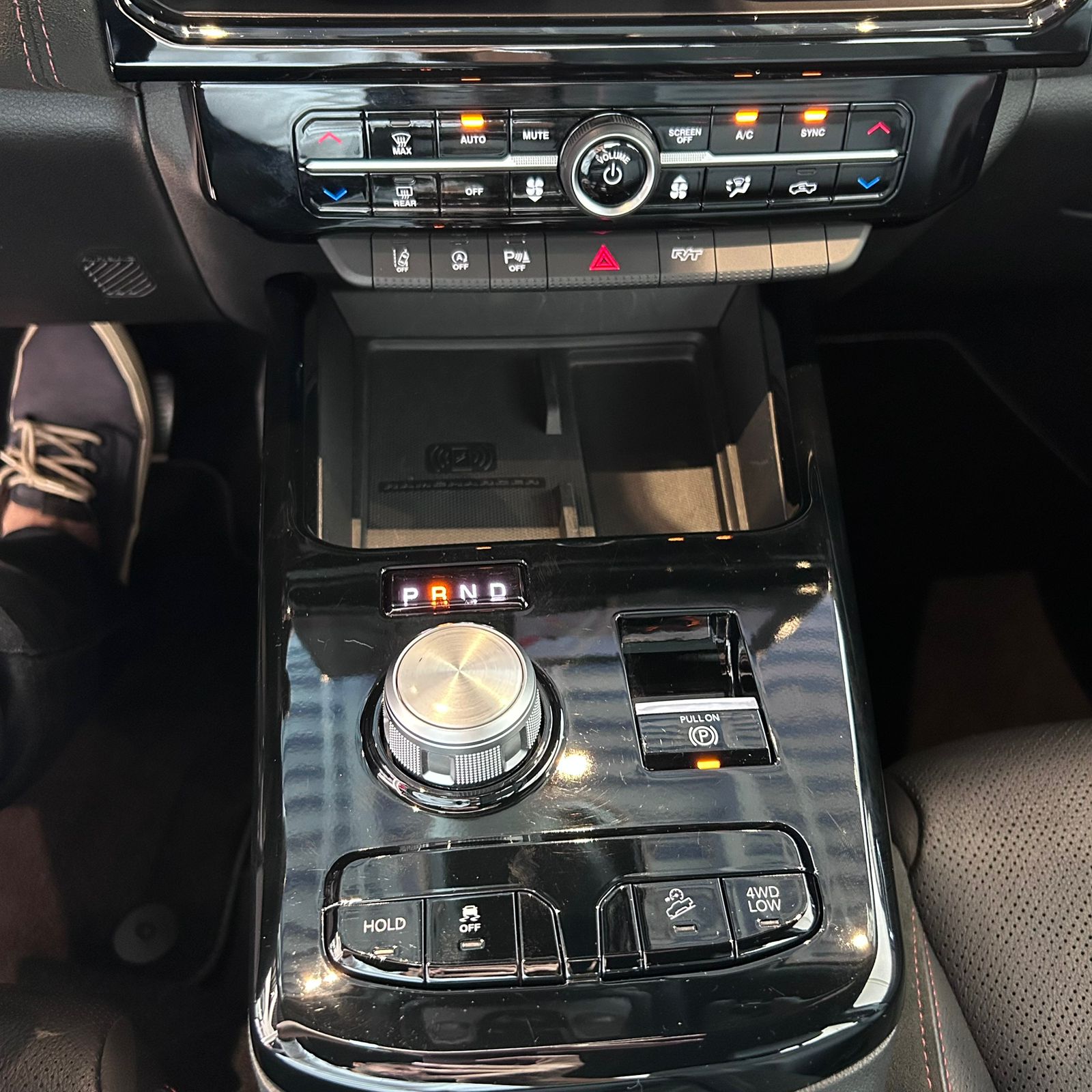 RAM-RAMPAGE-RAMPAGE R/T HURRIC. 4 2.0 TB CD 4X4 Aut.