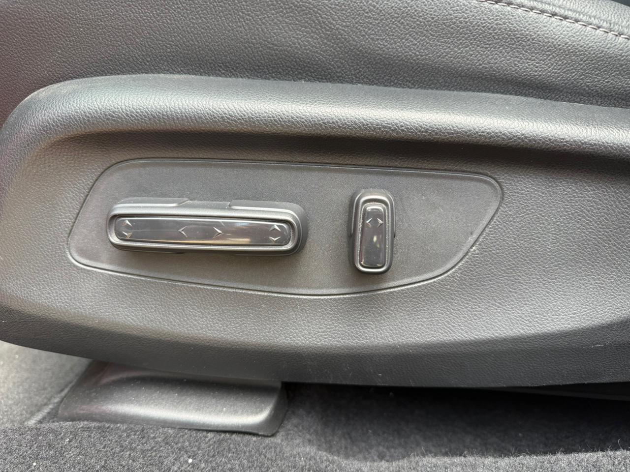 Honda-ZR-V-ZR-V Touring 2.0 16V 5p Aut.