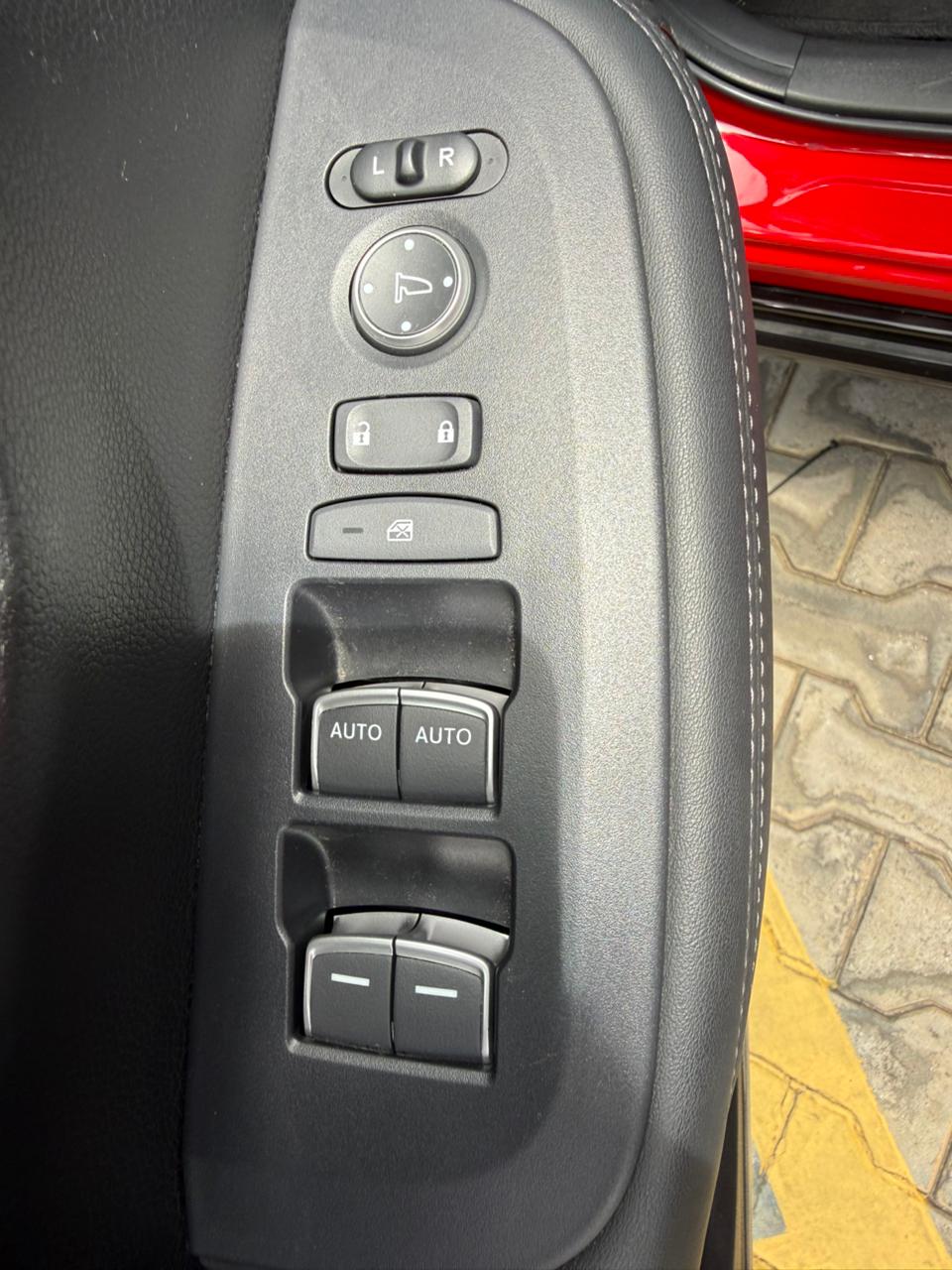 Honda-ZR-V-ZR-V Touring 2.0 16V 5p Aut.