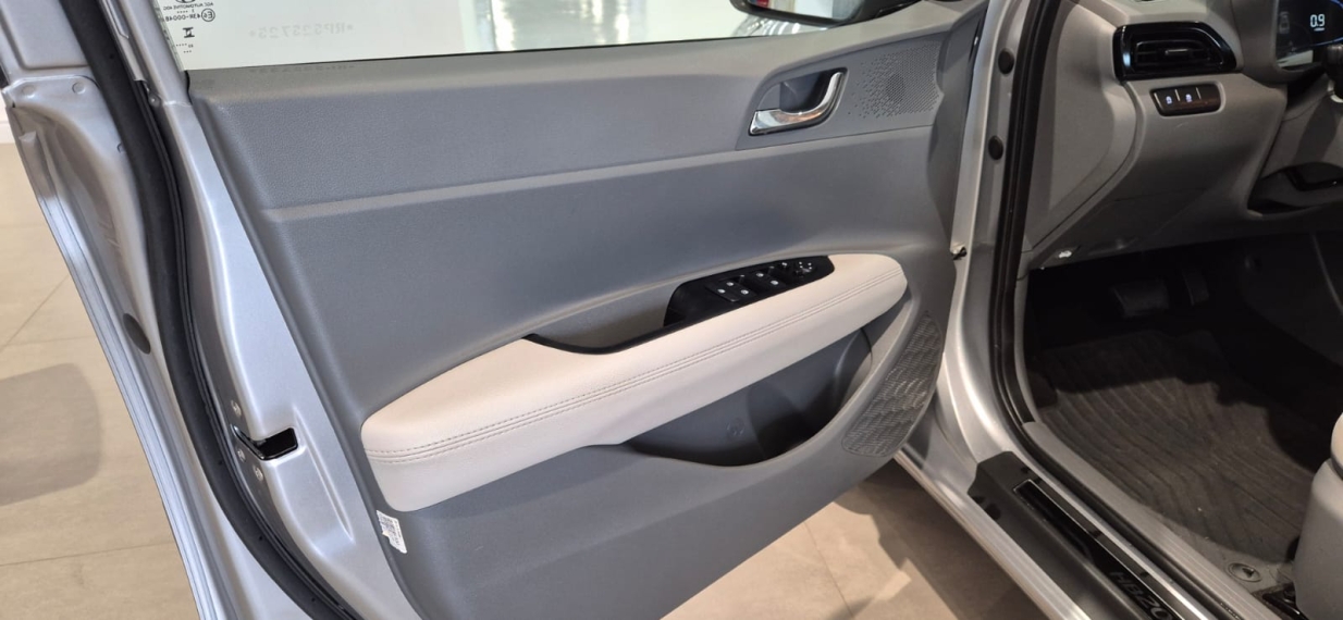 Hyundai-HB20S-1.0 TGDI FLEX PLATINUM PLUS AUTOMÁTICO