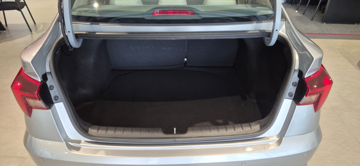 Hyundai-HB20S-1.0 TGDI FLEX PLATINUM PLUS AUTOMÁTICO