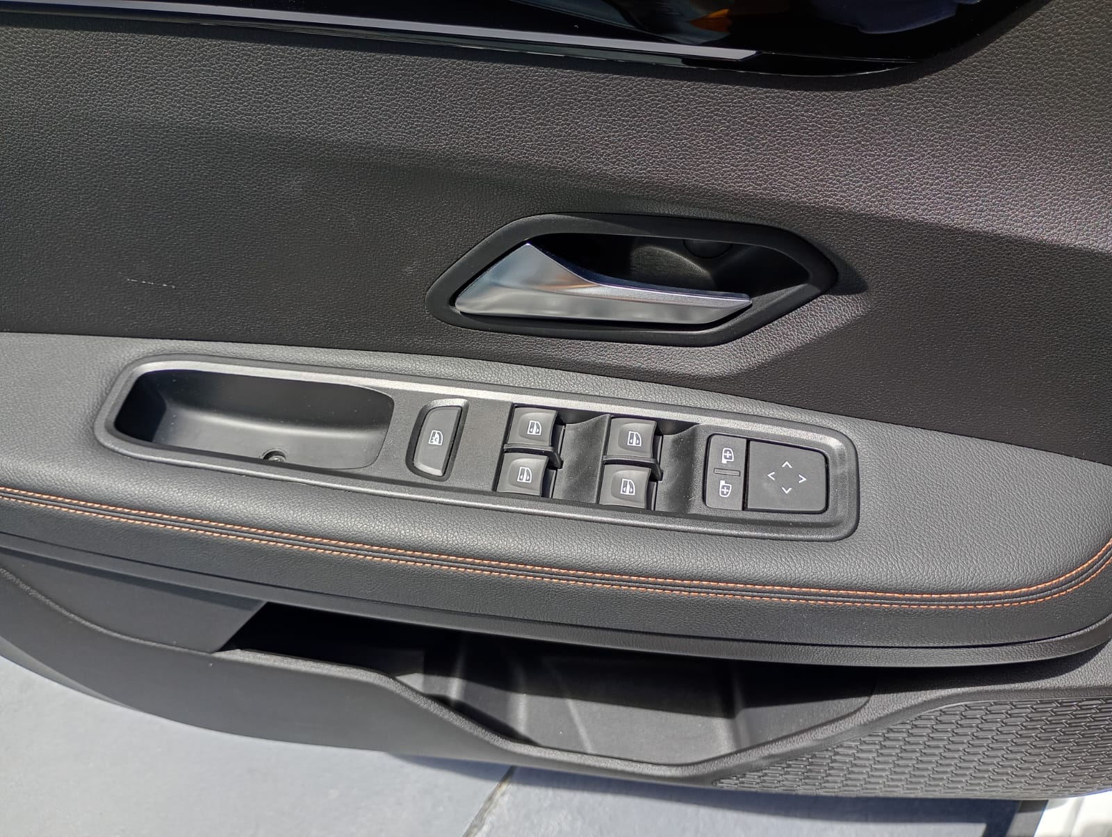 Renault-Kardian-Kardian Iconic 1.0 TB 12V 5p Aut.