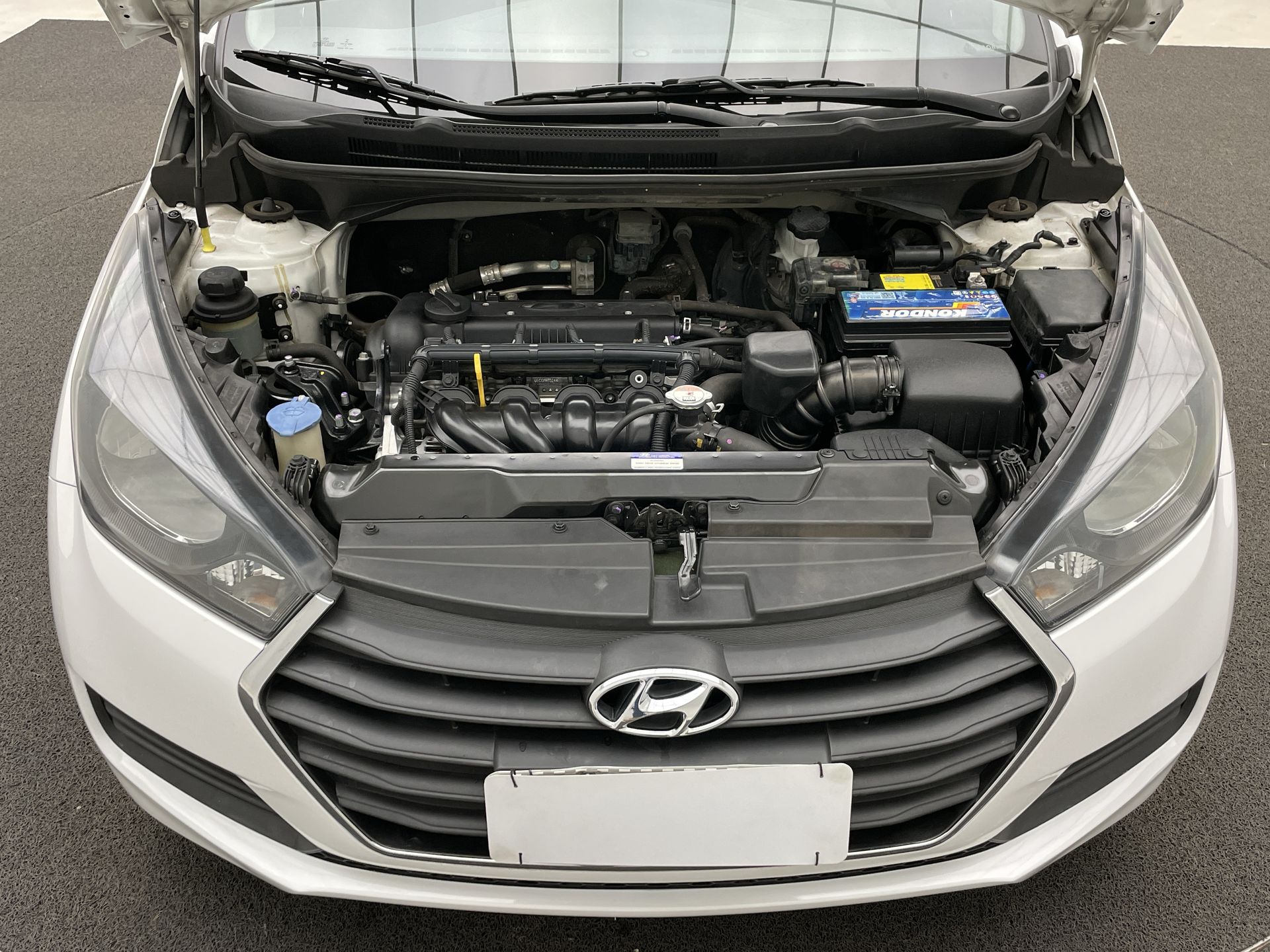 Hyundai-HB20-HB20 C./C.Plus/C.Style 1.6 Flex 16V Mec.