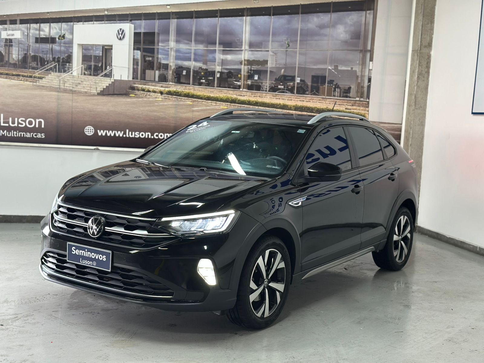 Nivus Highline 1.0 200 TSI Flex Aut.