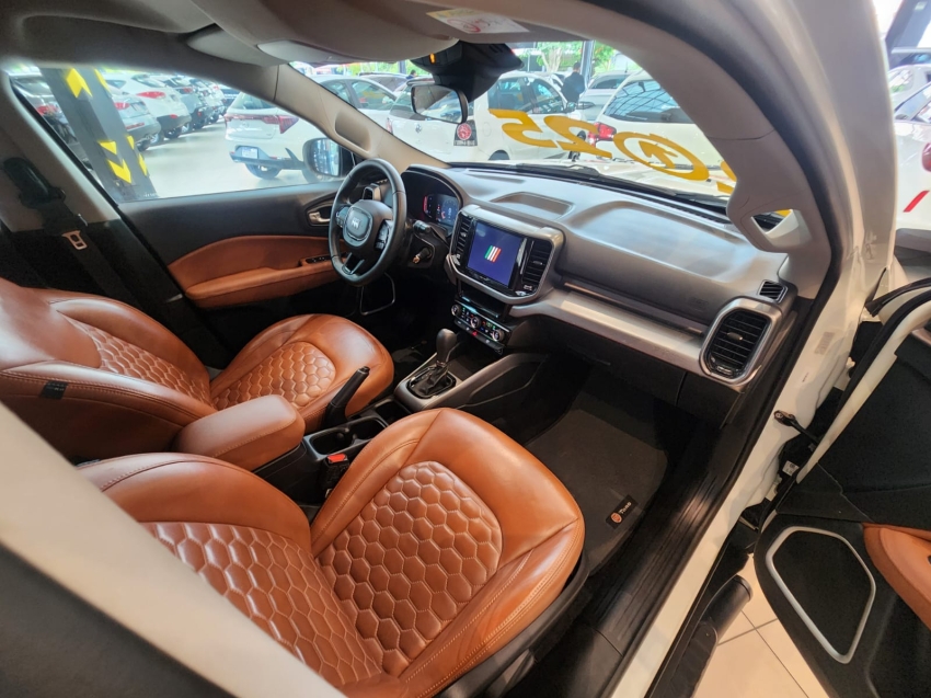 Fiat-TORO-1.3 TURBO 270 FLEX FREEDOM AT6