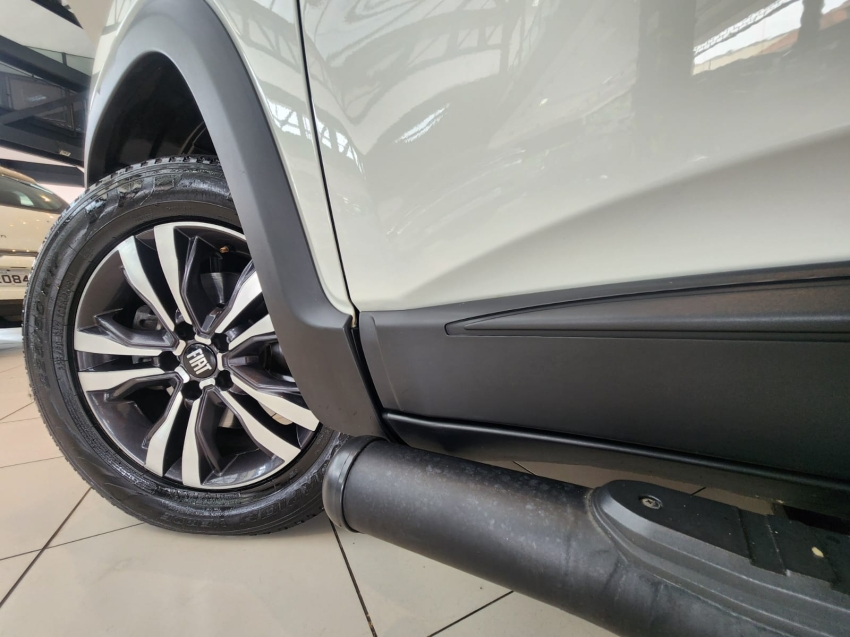 Fiat-TORO-1.3 TURBO 270 FLEX FREEDOM AT6