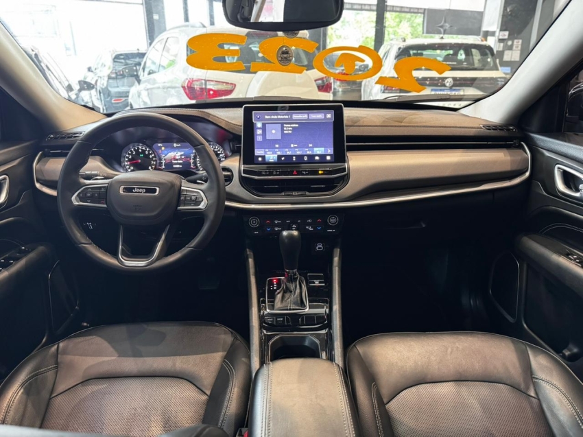 Jeep-COMPASS-1.3 T270 TURBO FLEX LONGITUDE AT6