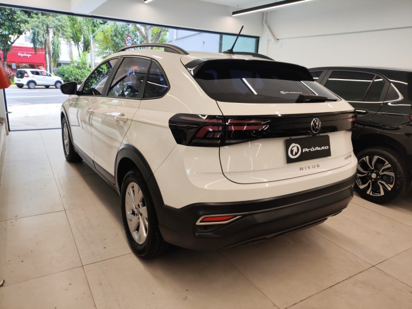 VW - Volkswagen-NIVUS-1.0 200 TSI TOTAL FLEX COMFORTLINE AUTOMÁTICO