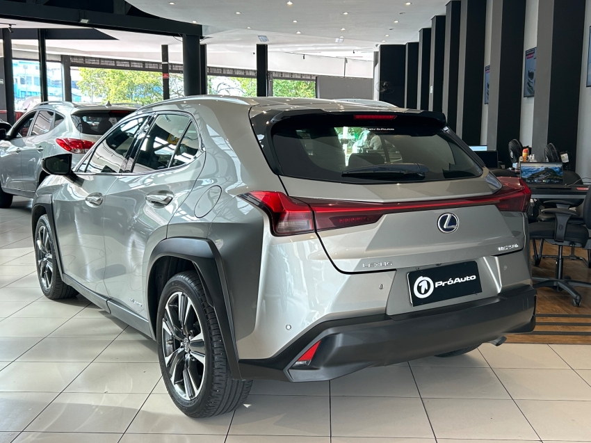 Lexus-UX 250h-2.0 VVT-I HYBRID LUXURY CVT