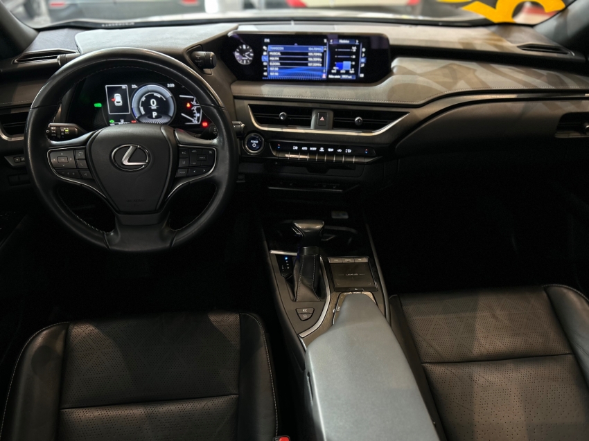 Lexus-UX 250h-2.0 VVT-I HYBRID LUXURY CVT