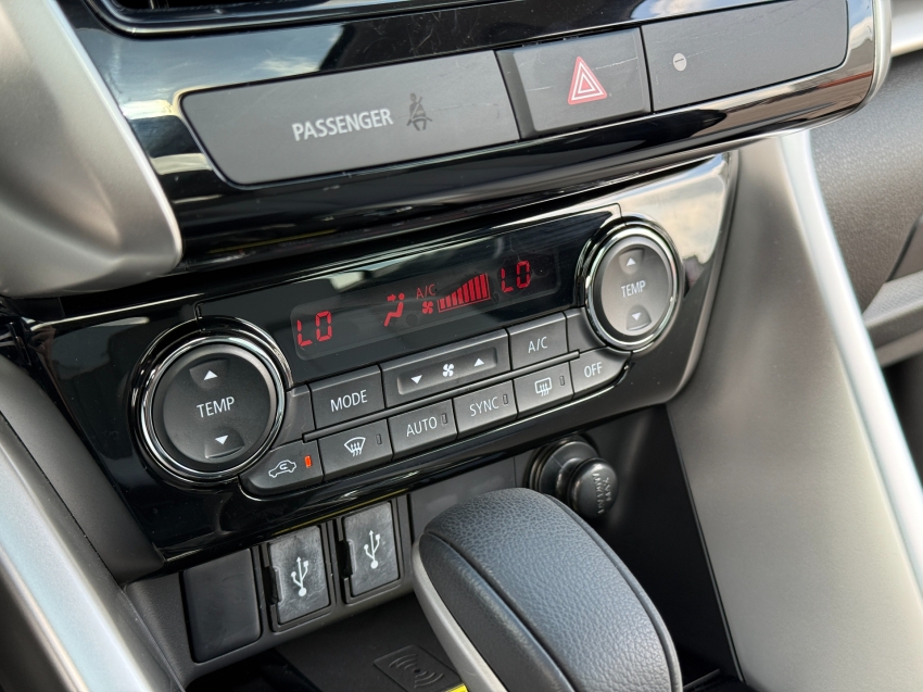 Mitsubishi-ECLIPSE CROSS-1.5 MIVEC TURBO GASOLINA HPE-S S-AWC CVT