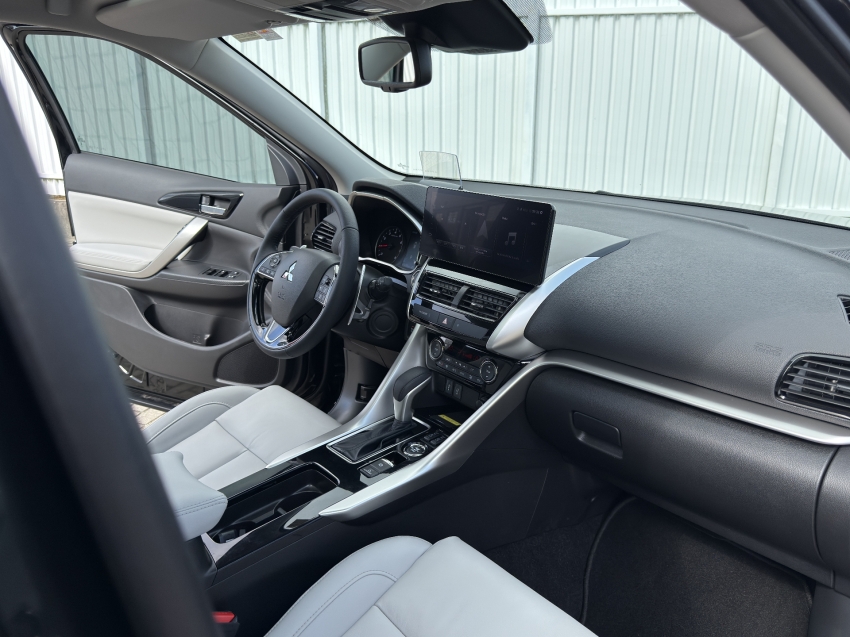 Mitsubishi-ECLIPSE CROSS-1.5 MIVEC TURBO GASOLINA HPE-S S-AWC CVT