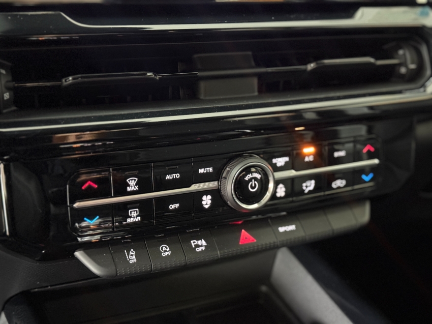 RAM-RAMPAGE-2.0 HURRICANE 4 TURBO GASOLINA LARAMIE 4X4 AUTOMÁTICO