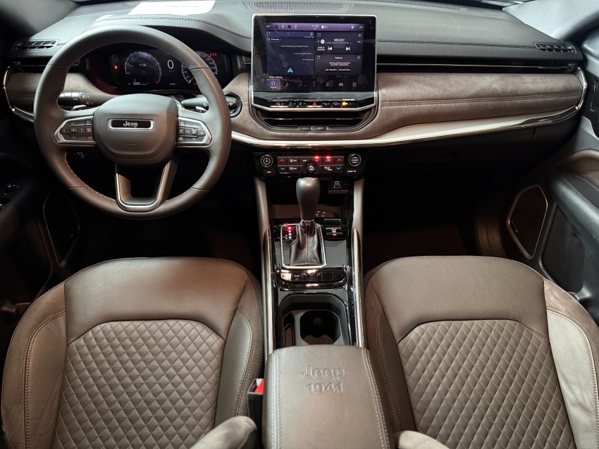 Jeep-COMMANDER-1.3 T270 TURBO FLEX OVERLAND AT6