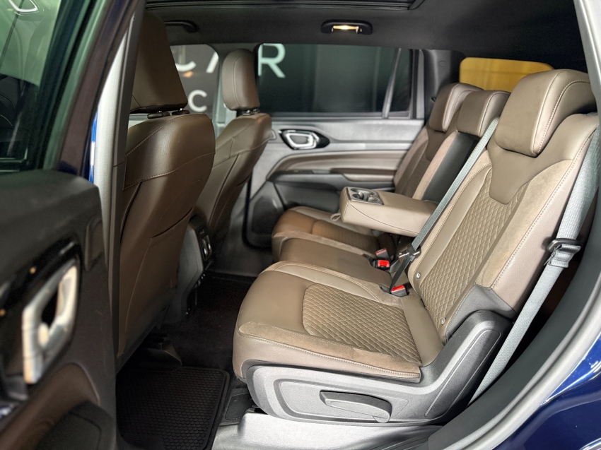 Jeep-COMMANDER-1.3 T270 TURBO FLEX OVERLAND AT6