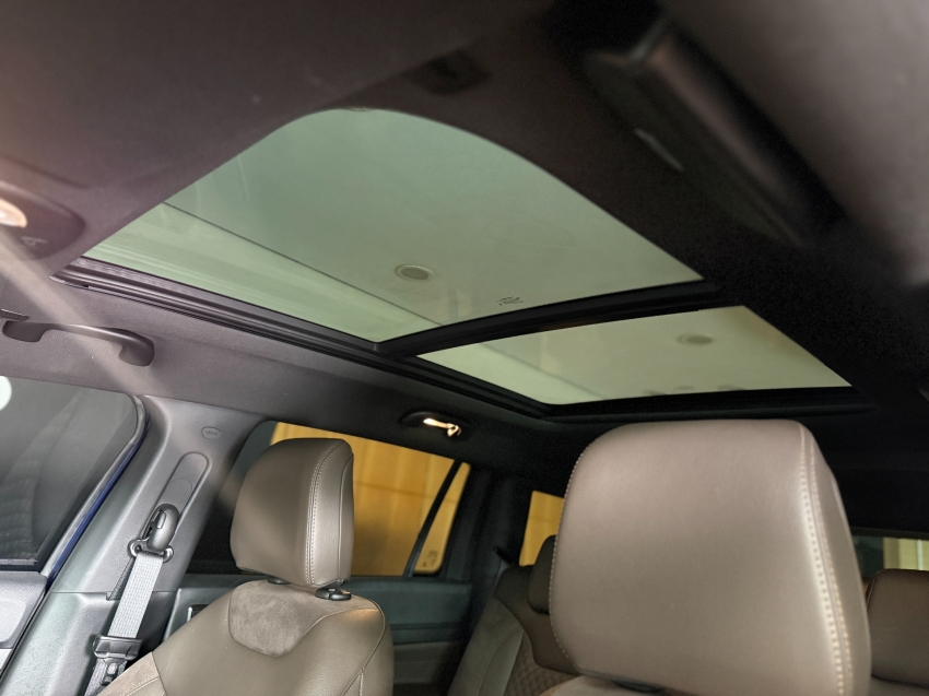 Jeep-COMMANDER-1.3 T270 TURBO FLEX OVERLAND AT6