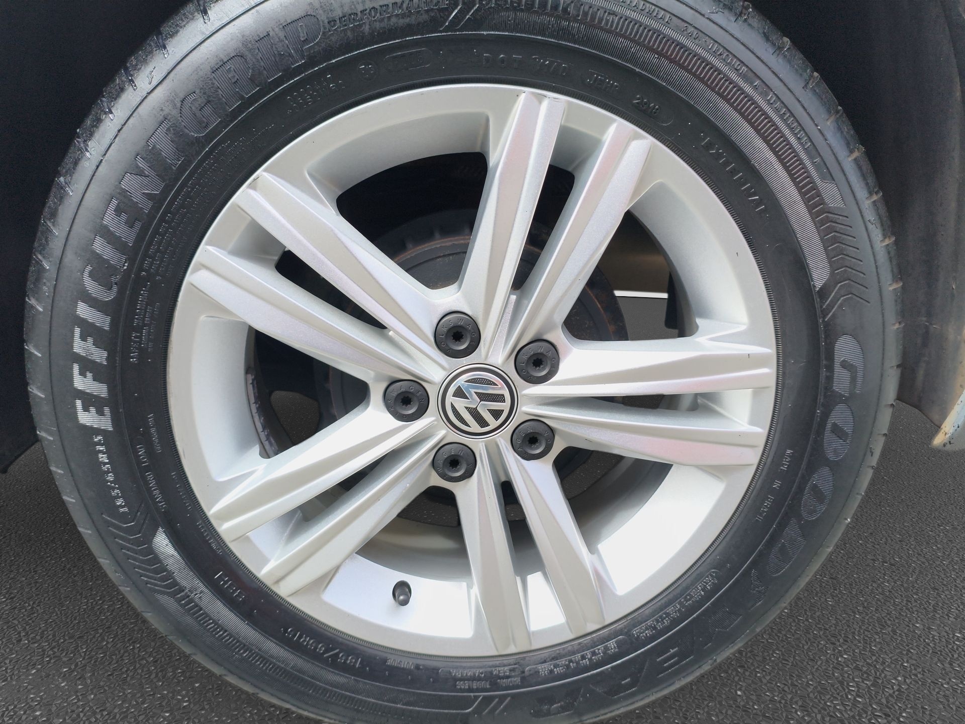 VW - Volkswagen-Polo-Polo 1.0 Flex 12V 5p