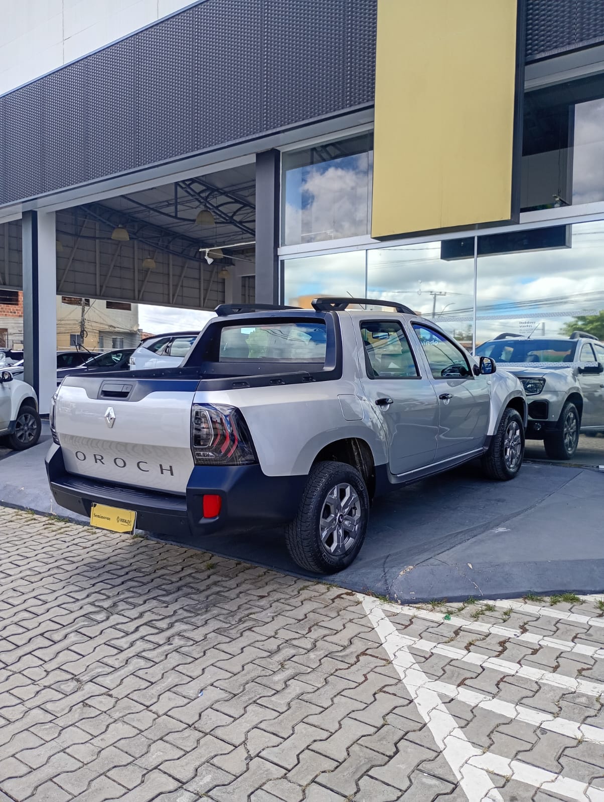 Renault-OROCH-OROCH INTENSE16M