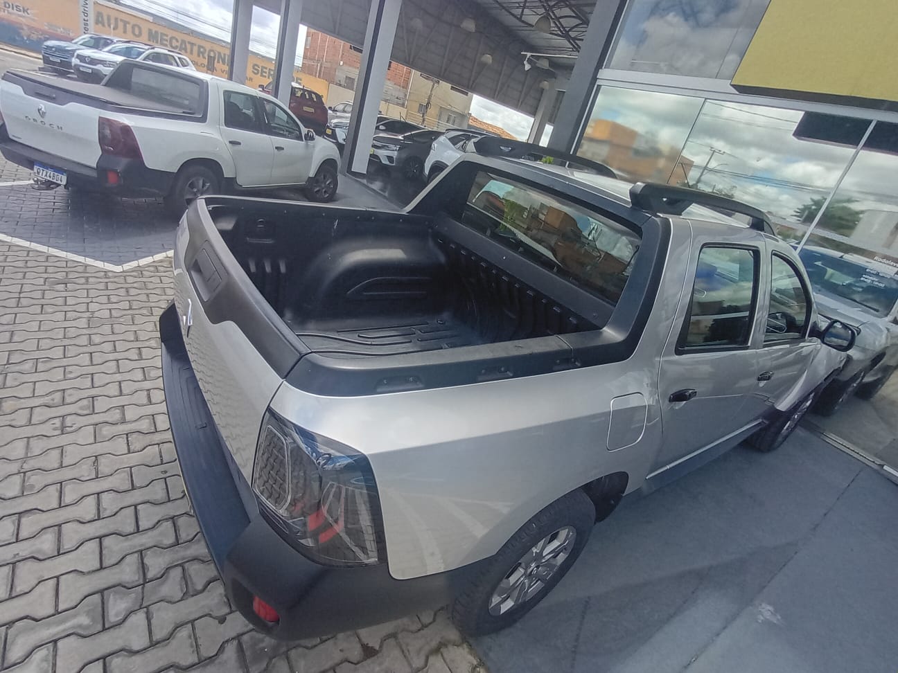 Renault-OROCH-OROCH INTENSE16M