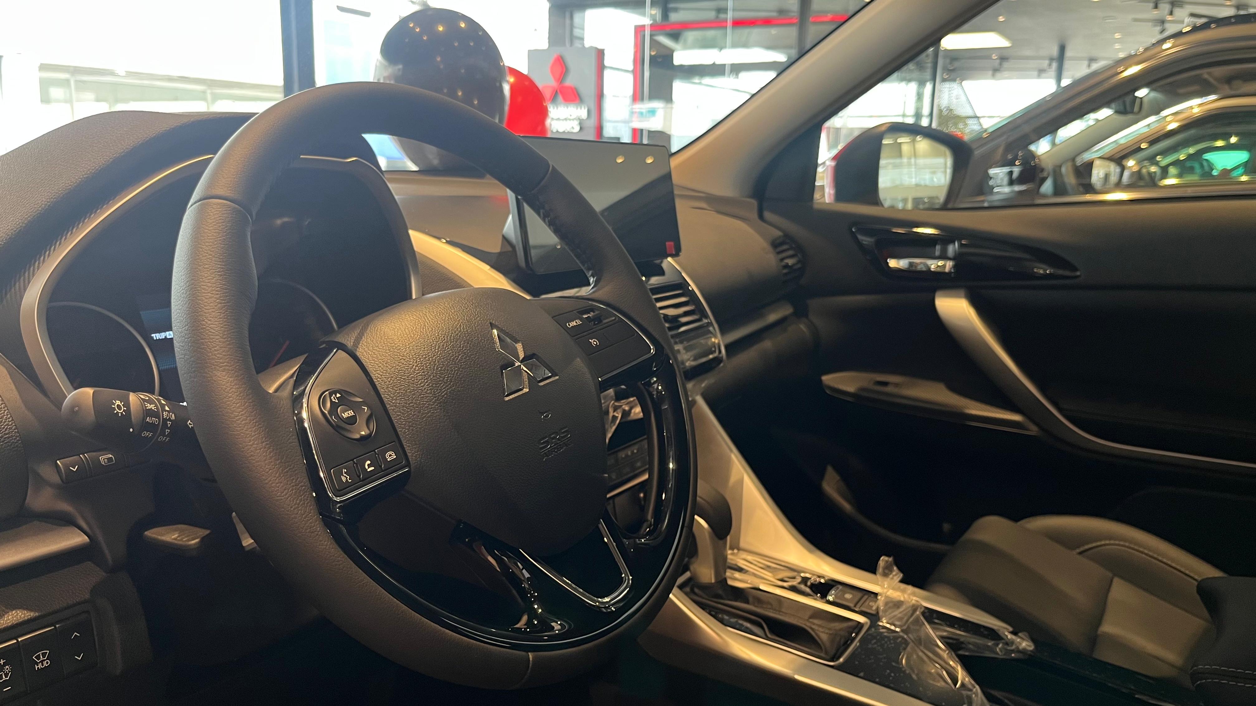 Mitsubishi-ECLIPSE CROSS-Eclipse Cross HPE 1.5 16V 165cv Aut.