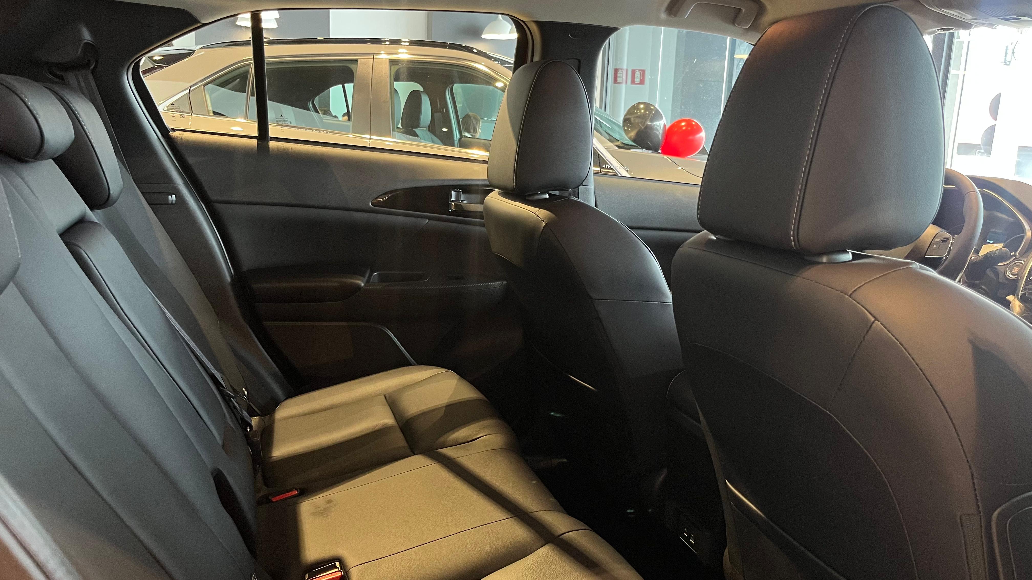 Mitsubishi-ECLIPSE CROSS-Eclipse Cross HPE 1.5 16V 165cv Aut.