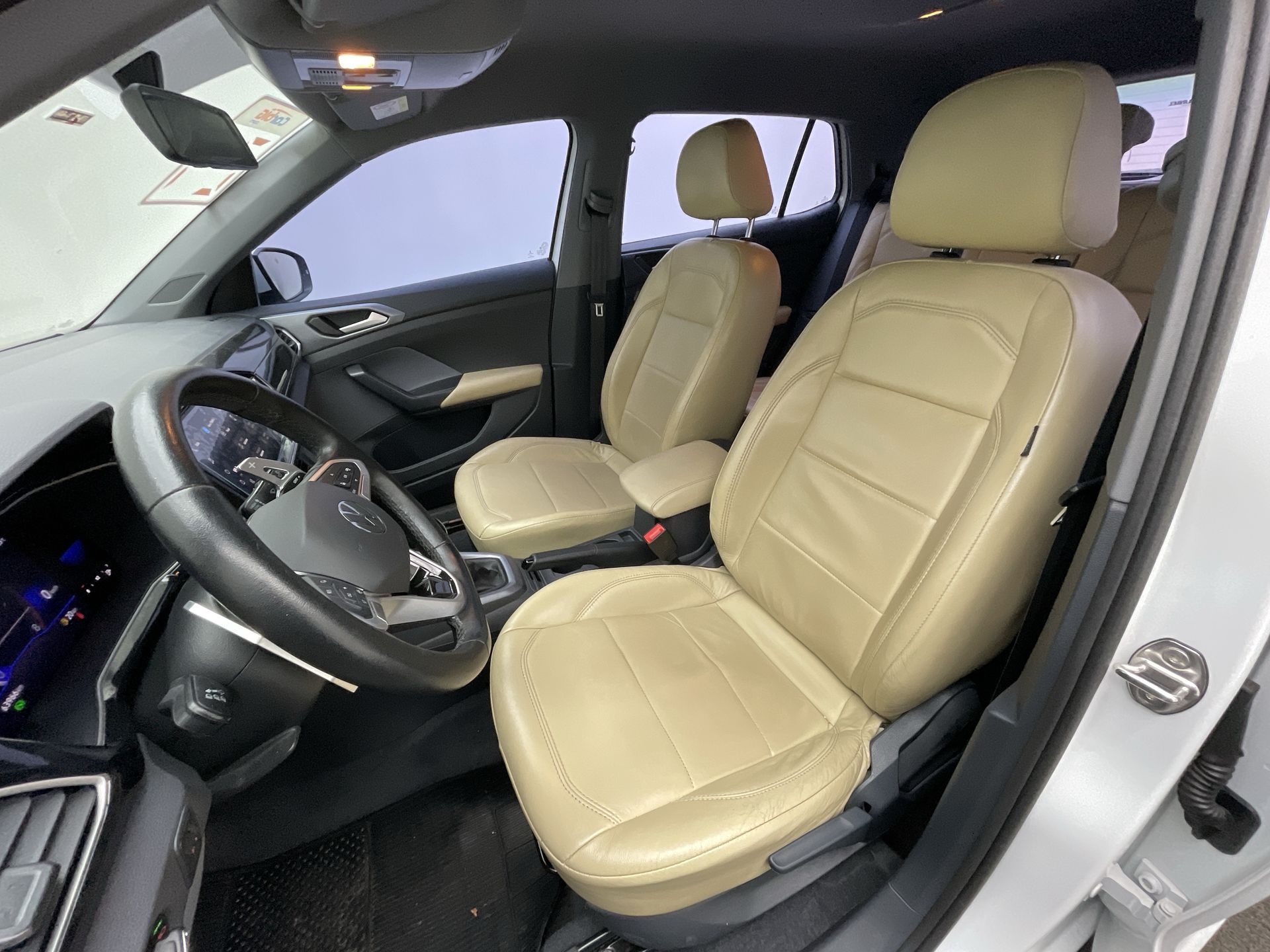 T-CROSS 1.0 200 TSI TOTAL FLEX AUT.